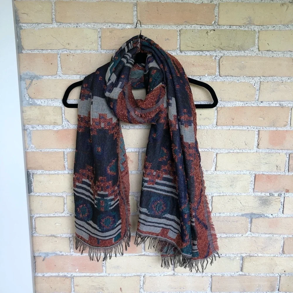 Vera Modo Scarf - Picture 3 of 4